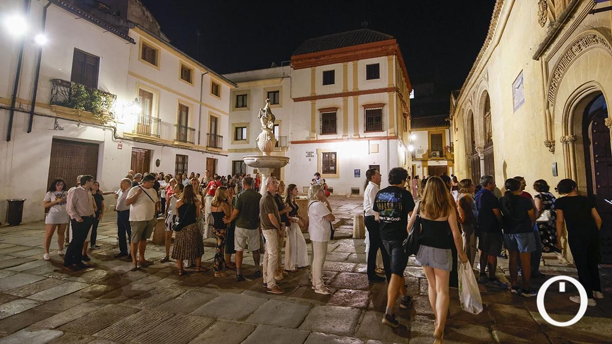 Colas de turistas para entrar en el Museo de Julio Romero de Torres en el Día del Patrimonio