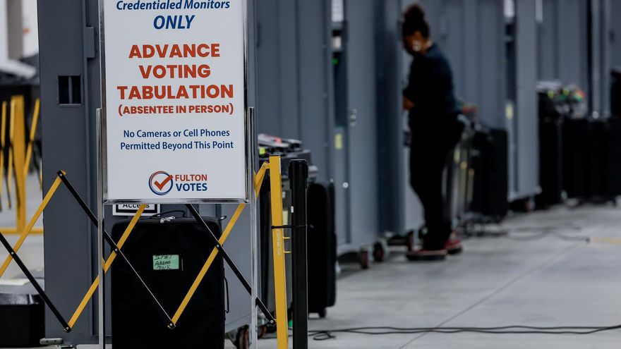 Un centro de votación durante las elecciones presidenciales de EEUU de noviembre de 2024.