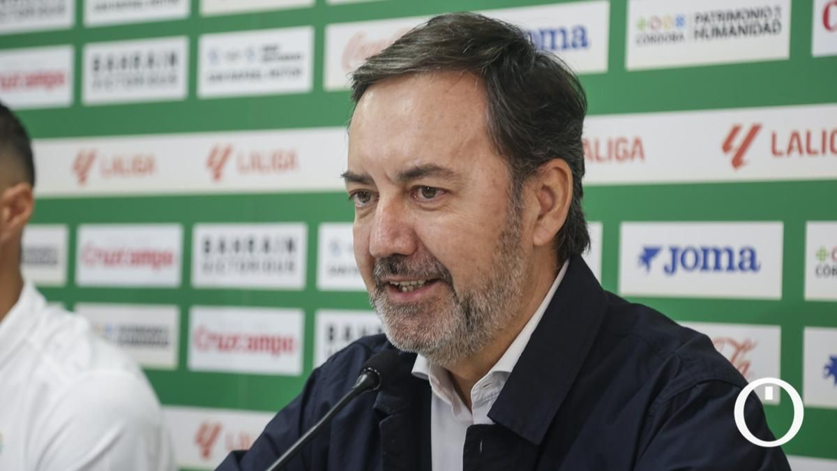 Antonio Fernández Monterrubio en la presentación de Sergi Guardiola y Dalisson