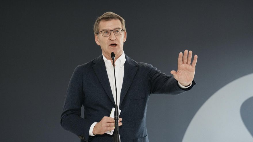 Feijóo se encadena a la estrategia de Ayuso