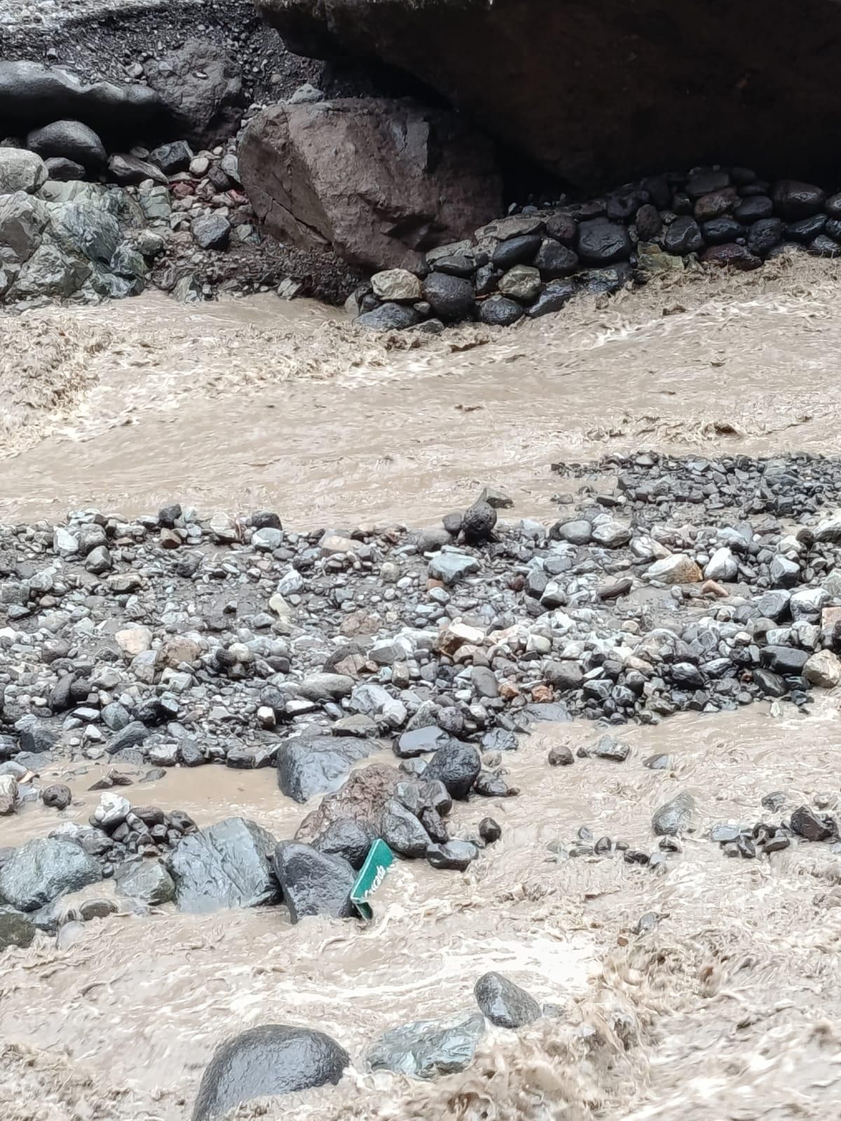 Señal  de la Cascada de Colores vista desde Tomadero de Dos Aguas. 21 marzo 2026.