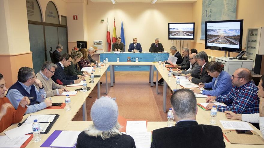 Reunión del grupo de trabajo sobre la red ferroviaria en Cantabria.