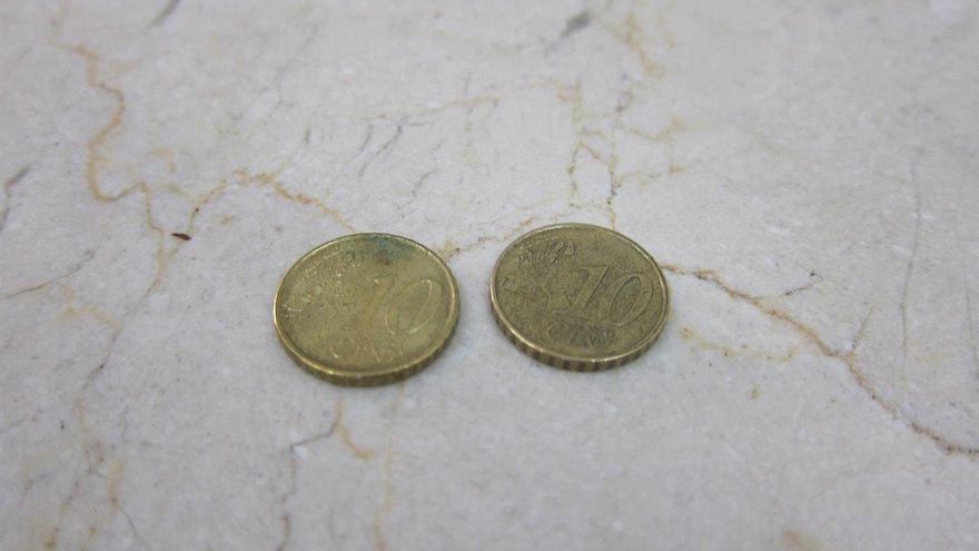 Dos monedas para jugar a las chapas