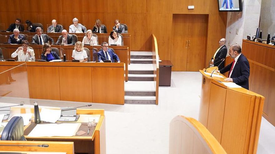 Debate sobre el Estado de Aragón: Lambán promete una lluvia de proyectos para Zaragoza, objeto de deseo electoral