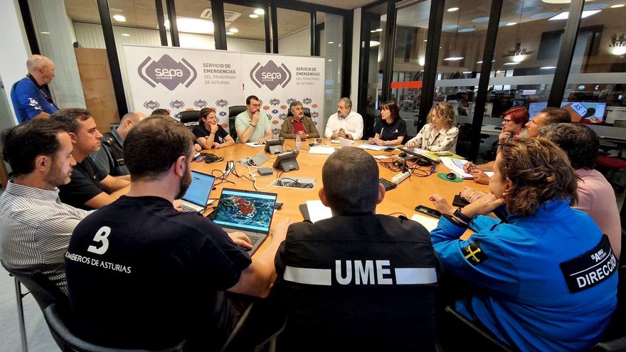 Asturias, ante la ola de incendios forestales: declarados 15 fuegos y sigue el nivel máximo de alerta hasta el miércoles