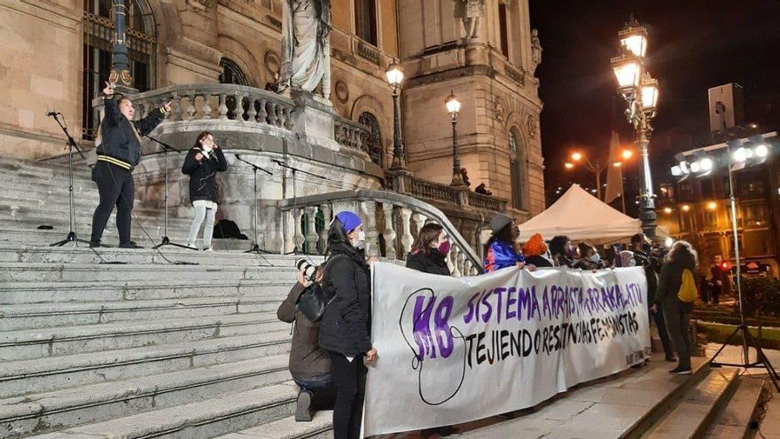 Concierto sorpresa para cerrar la manifestación de Bilbao.