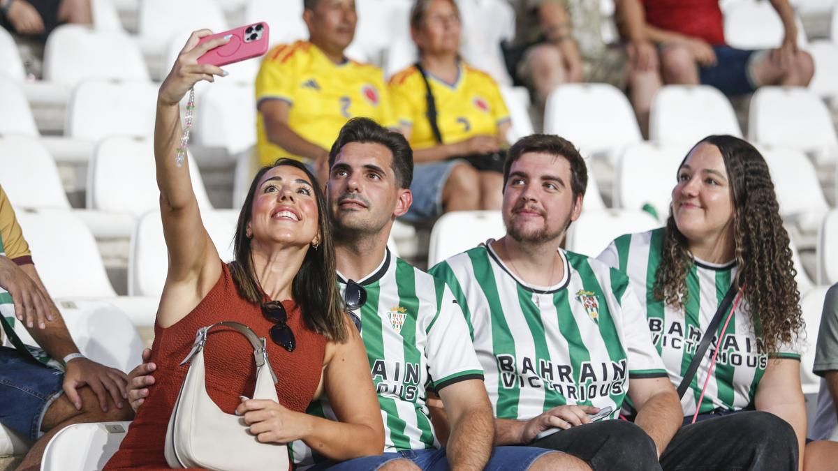 Grada Blanquiverde del Córdoba CF - UD Almería