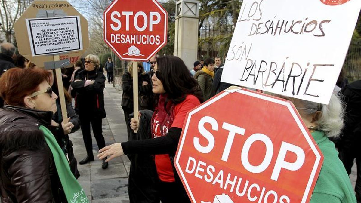Los desahucios en España descienden un 1,1 % en 2015, hasta 67.359