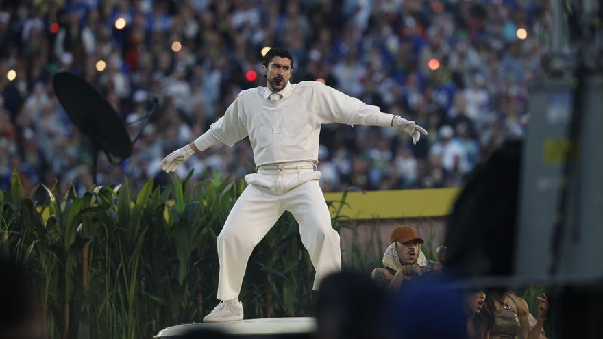 Bad Bunny desaparece de Instagram tras su espectáculo en la Super Bowl