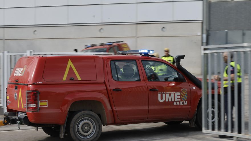 La UME repone sin incidencias los electrógenos en los hospitales sin suministro eléctrico