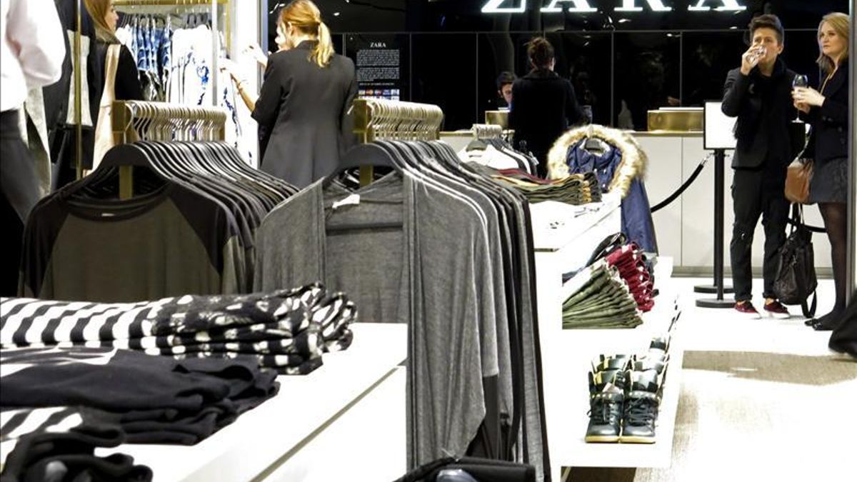 Una de las tiendas del grupo Inditex | Imagen de archivo.