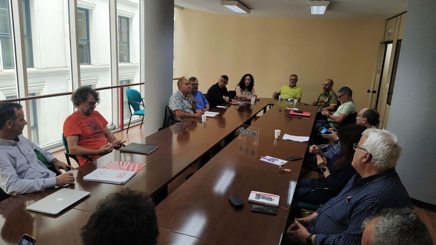 La huelga general en el metal continúa tras volver a acabar sin acuerdo una negociación que se retomará este viernes