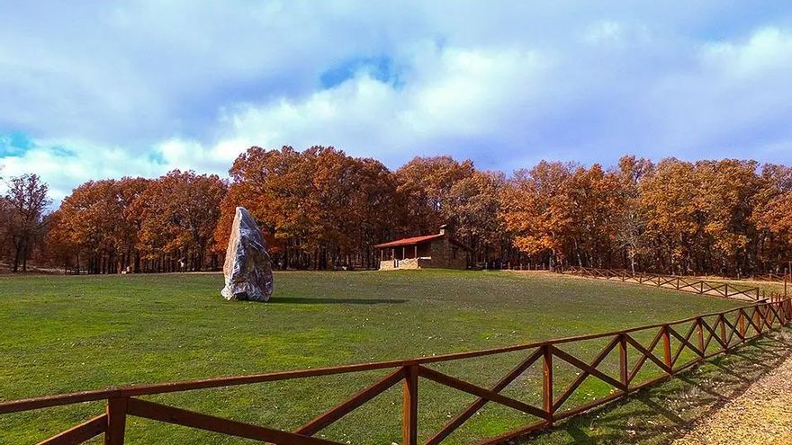 La villa medieval de León llena de historia y rodeada de espacios naturales para hacer senderismo