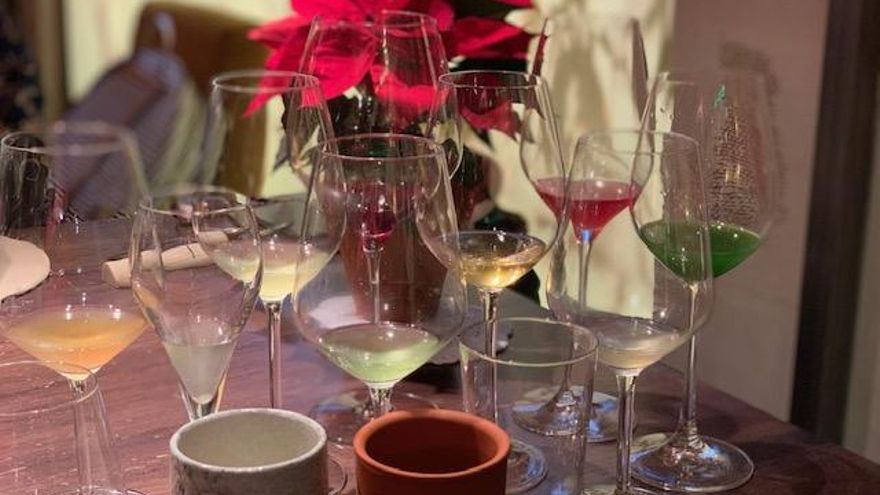 Maridaje  a base de kombuchas, vinos y sidras diferentes