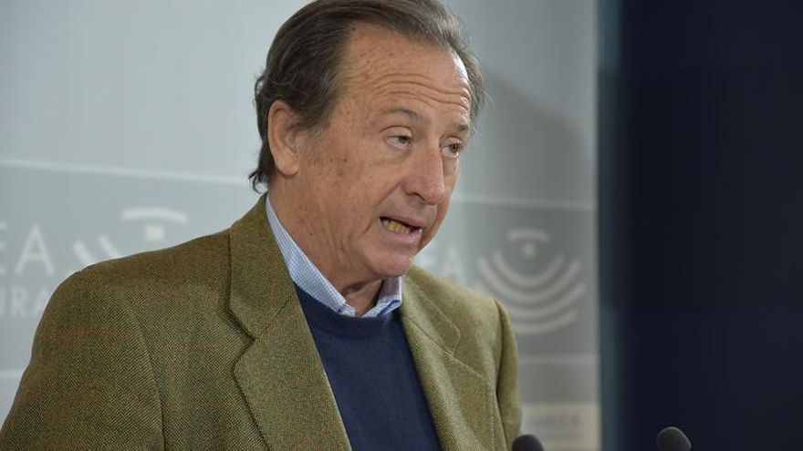 Baselga dice que las ocupaciones de viviendas están aumentando en Extremadura y propone una ley