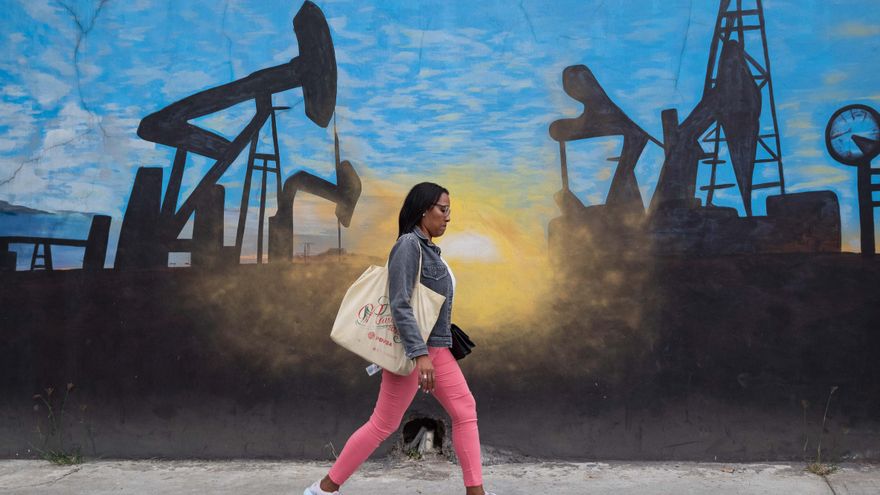 Los culpables tienen cara: las 180 empresas más emisoras de CO2 agravaron la virulencia de las olas de calor