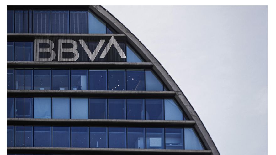 Los accionistas del Banco Sabadell perderían el 10,08% si aceptan canje en la opa del BBVA