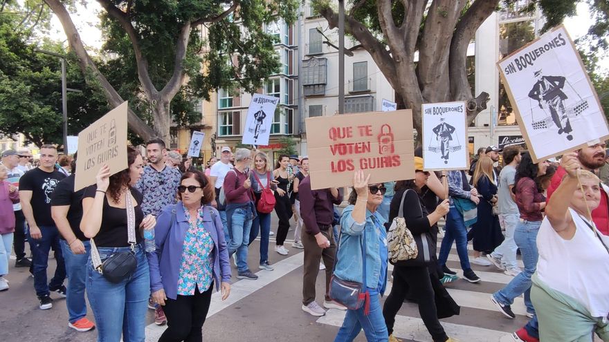 El Gobierno de Moreno gasta 1,7 millones en una campaña para lavar la imagen del turismo ante el malestar de los andaluces