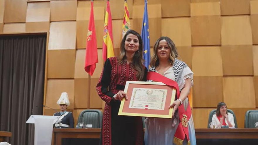 Vox cumple su amenaza y se ausenta durante el reconocimiento a Casa Palestina en Zaragoza