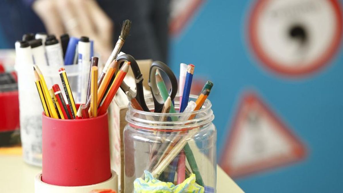 Decenas de alumnos migrantes, sin clases de español en un instituto de Zaragoza: el centro exige "una acogida digna"