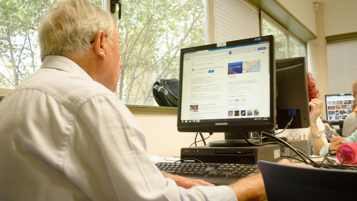 Dos ancianos consiguen que un banco les devuelva 35.000 euros tras ser estafados por hackers: "Ha sido traumático"