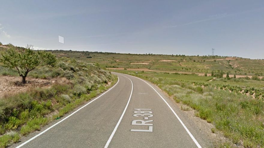 El derrumbe de un muro obliga a cortar durante la tarde la LR-381 en Tudelilla