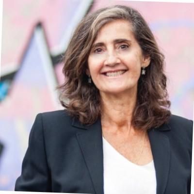 Modera: Marta García, presidenta ejecutiva de Women’s World Car of the Year