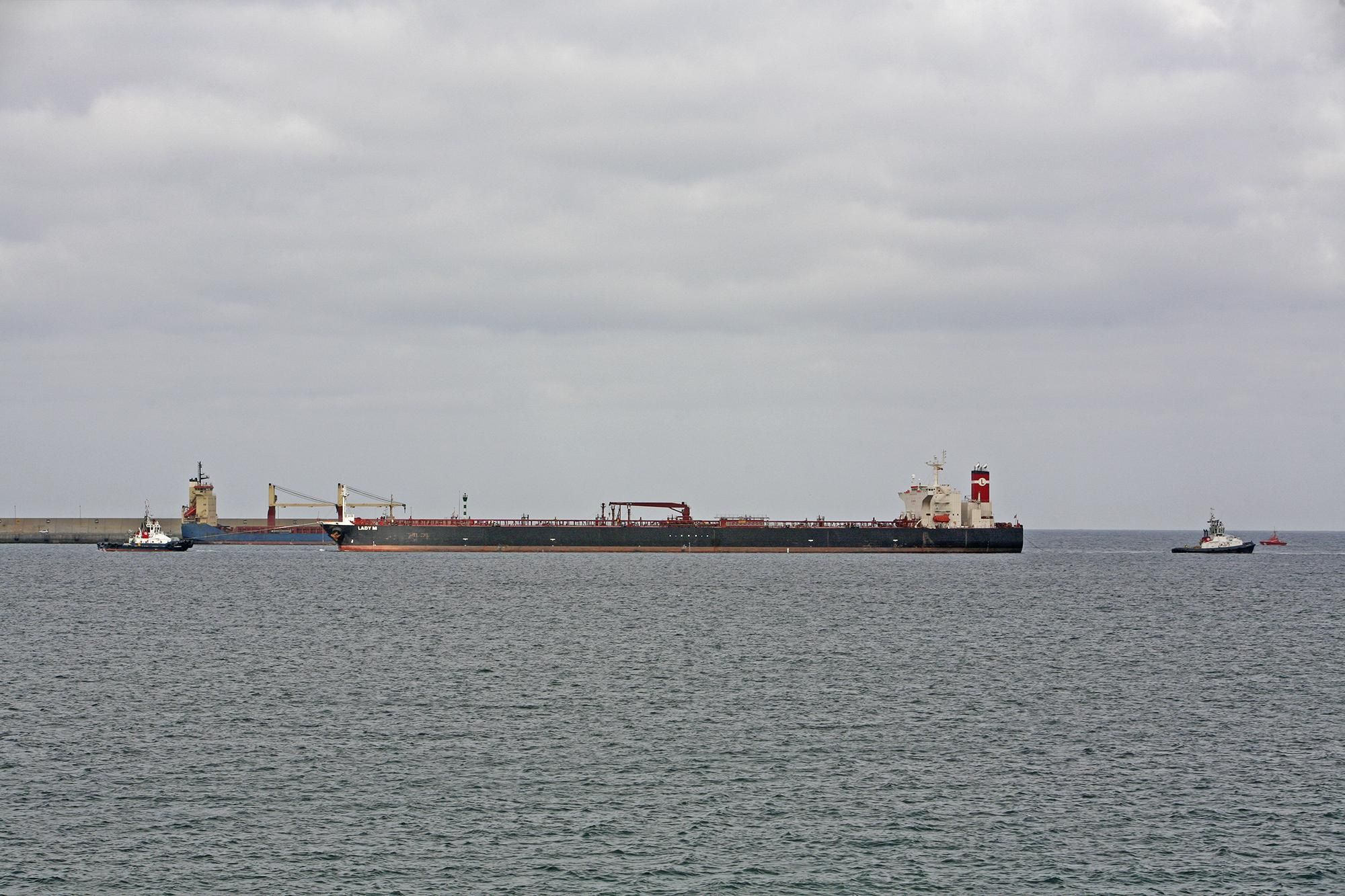 Llegada del 'Lady M' al Puerto de La Luz y de Las Palmas (ALEJANDRO RAMOS)