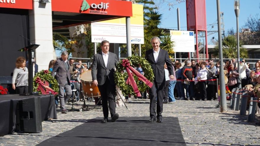 Zapatero pide "esperanza y no retroceso" en el homenaje a las víctimas del bombardeo fascista de Xàtiva de 1939