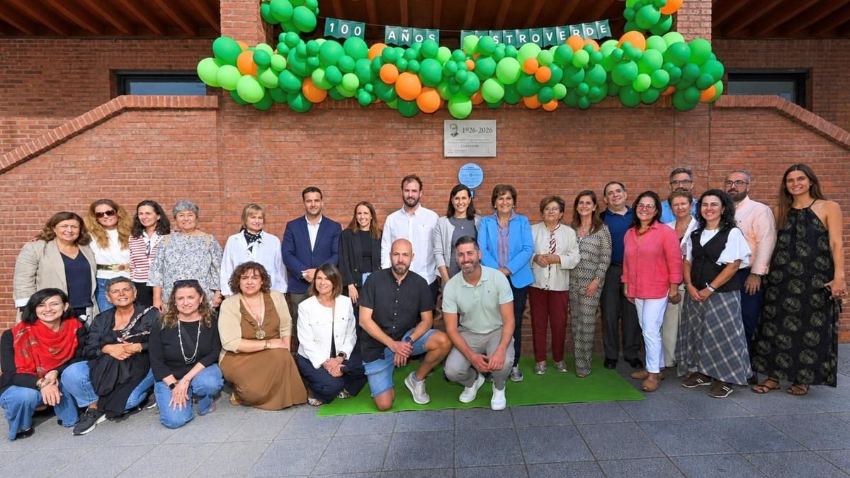 Santander conmemora el centenario de la Institución Teresiana y reconoce la trayectoria de Carmen de la Vega.