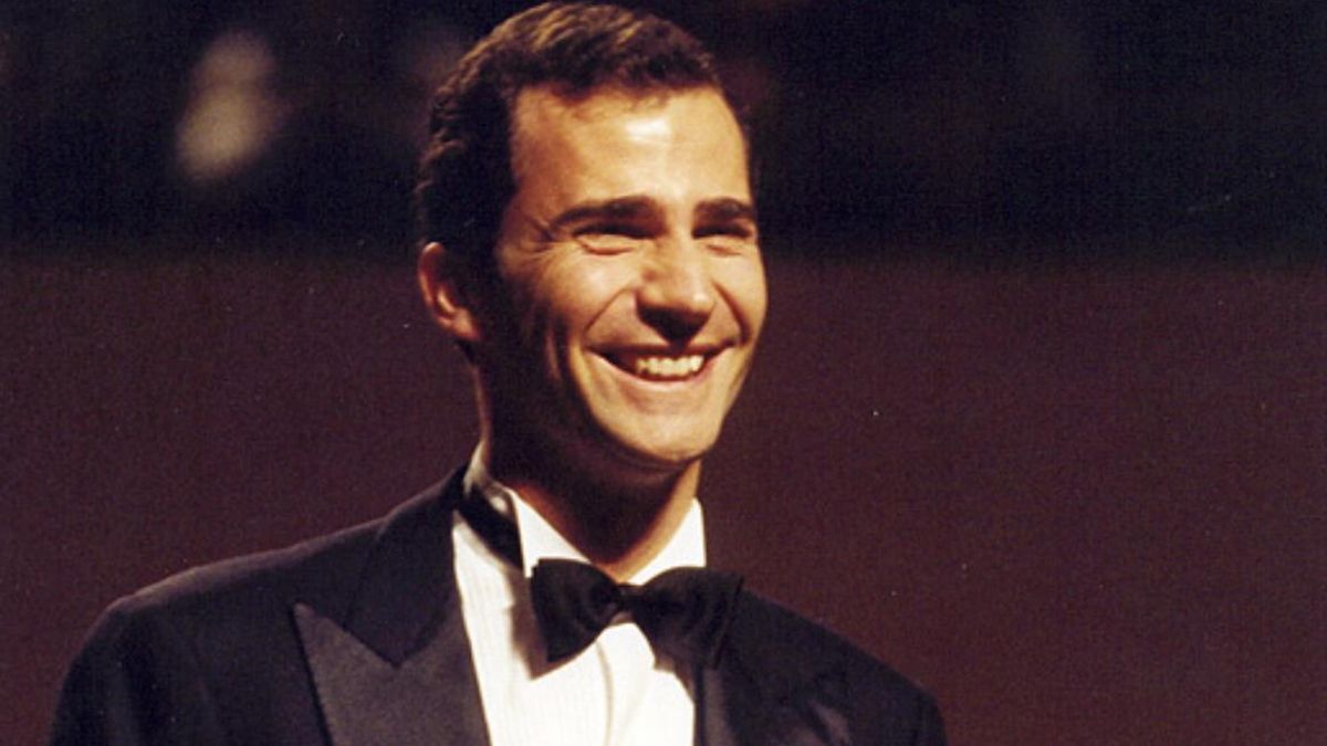 El entonces príncipe Felipe, en el momento en el que le cantaban 'cumpleaños feliz'