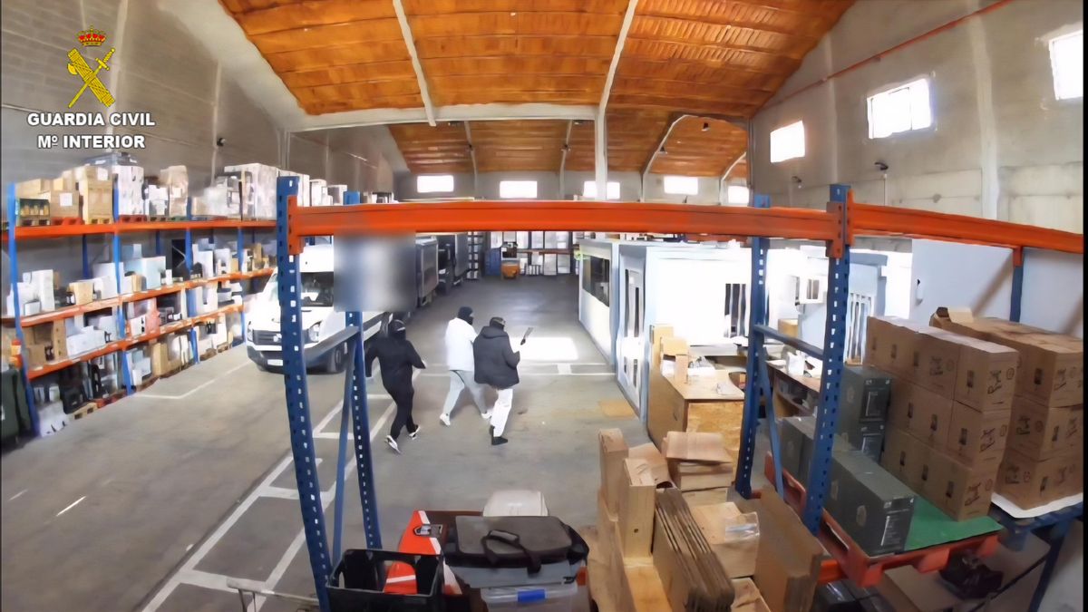 La Guardia Civil desmantela un grupo criminal por robos con fuerza en polígonos industriales a nivel nacional