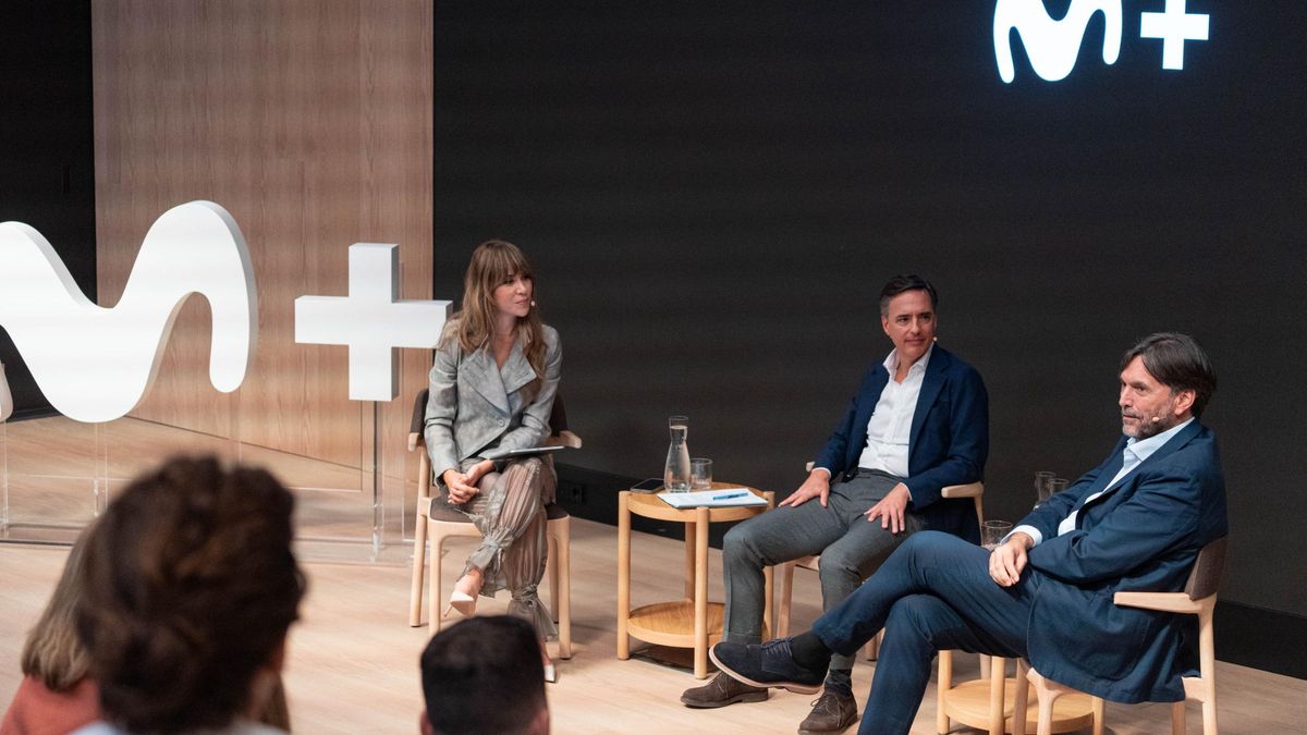 María Gómez junto a Alfonso Gómez Palacioy Juan Andrés García Ropero 'Bropi' en el Festival de Cine de San Sebastián