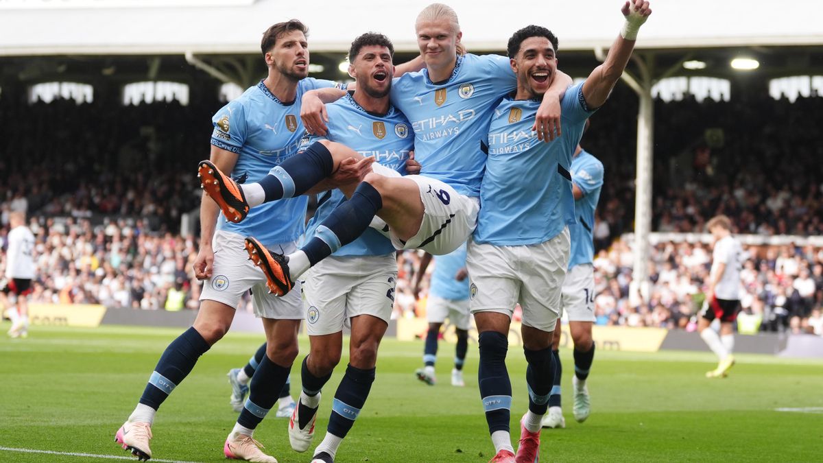 Jugadores del Manchester City durante un partido de la Premier Ligue la temporada pasada.