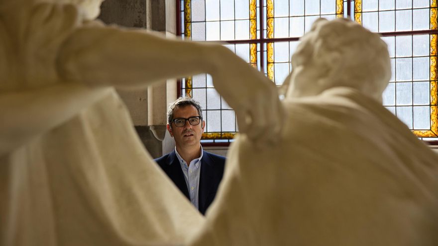 El ministro de la Presidencia, Félix Bolaños, durante una visita al Panteón de los Hombres Ilustres.