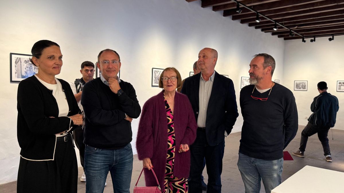 El Cabildo respalda la exposición ‘Velhoco, tierra y gente’, un homenaje fotográfico a la identidad del barrio