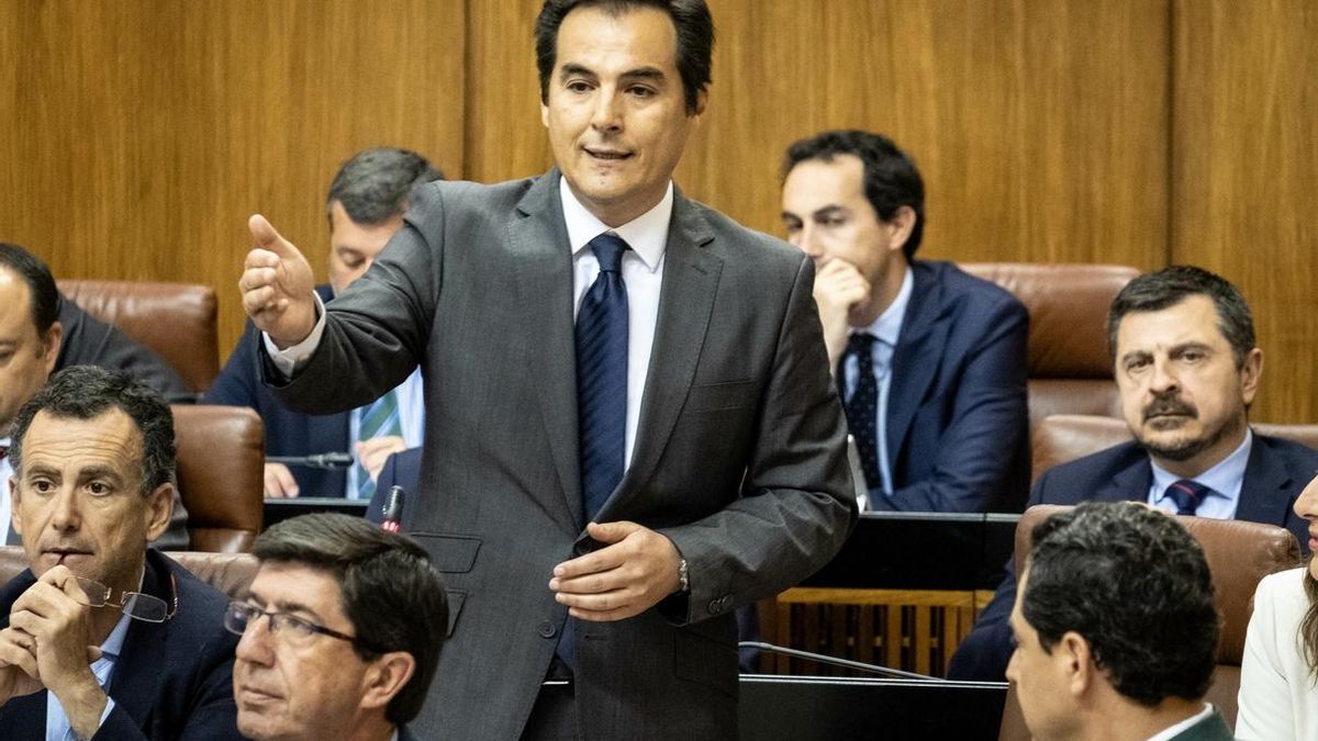 Nieto cree que PP, Cs y Vox tienen "obligación de promover gobiernos" entre ellos si suman mayoría en ayuntamientos