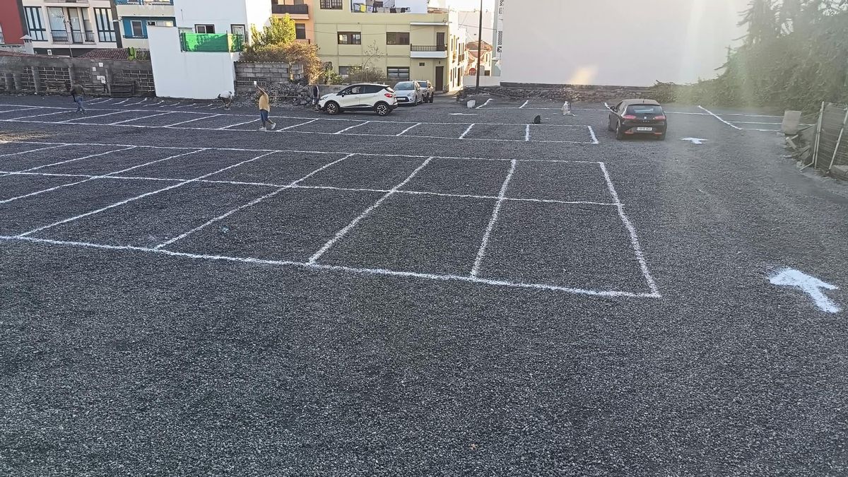 El Ayuntamiento acondiciona un aparcamiento en el centro de Los Llanos de Aridane