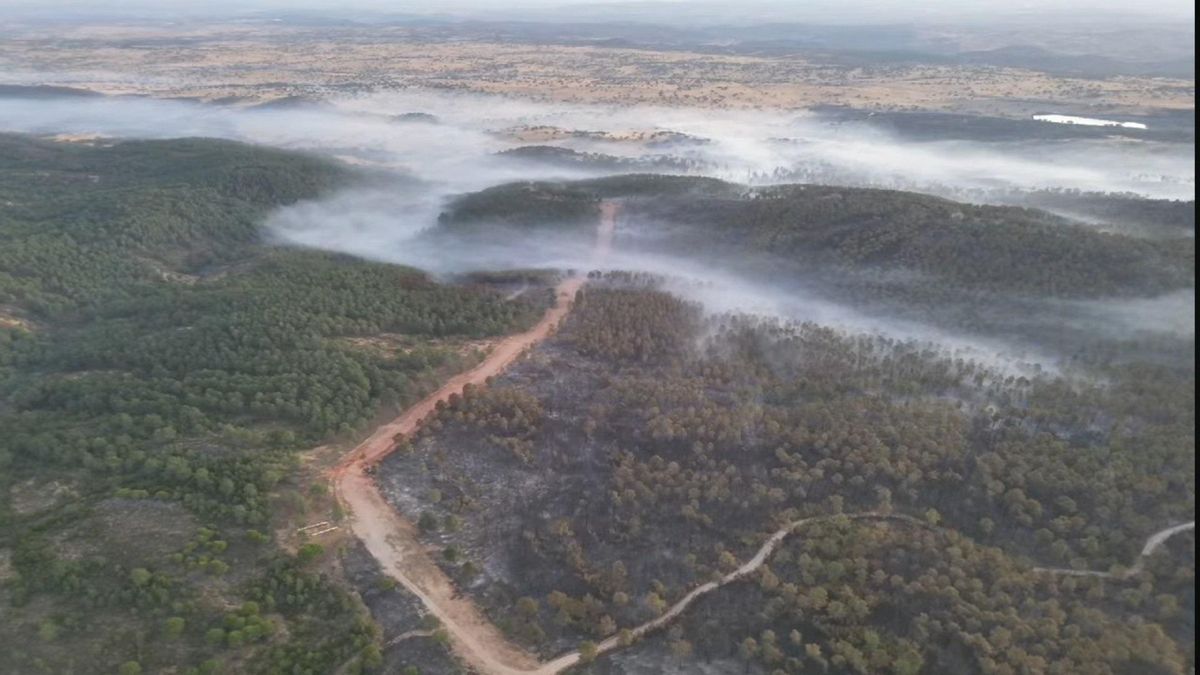 El Infoca da por estabilizado el incendio en Aroche