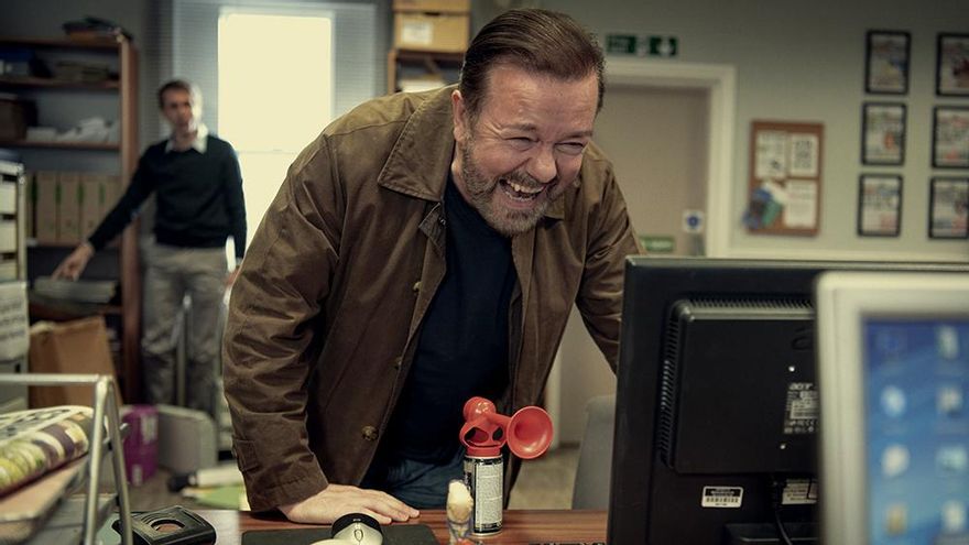 Ricky Gervais regresa a BBC 10 años después con un nuevo proyecto cómico