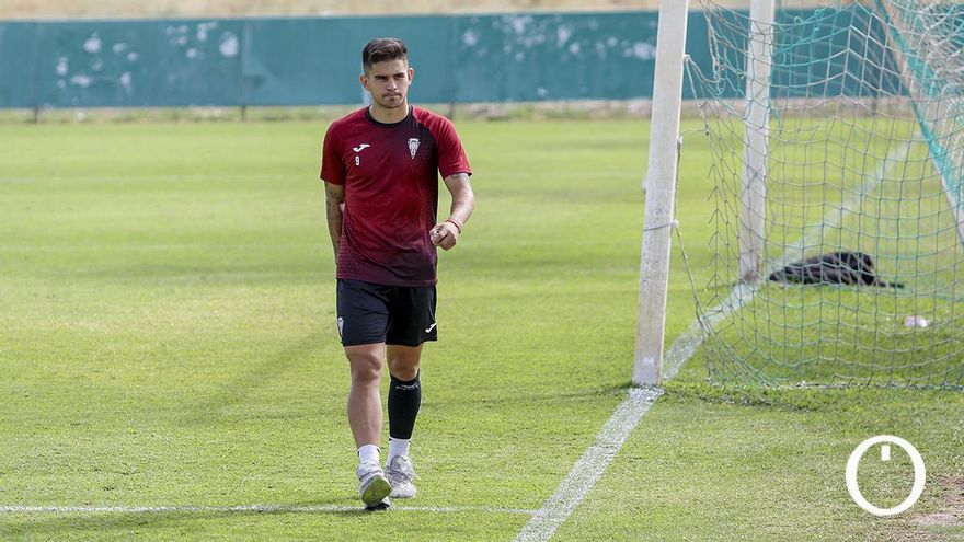 El Córdoba CF regresa a la Ciudad Deportiva con Kuki pisando césped pero sin Albarrán