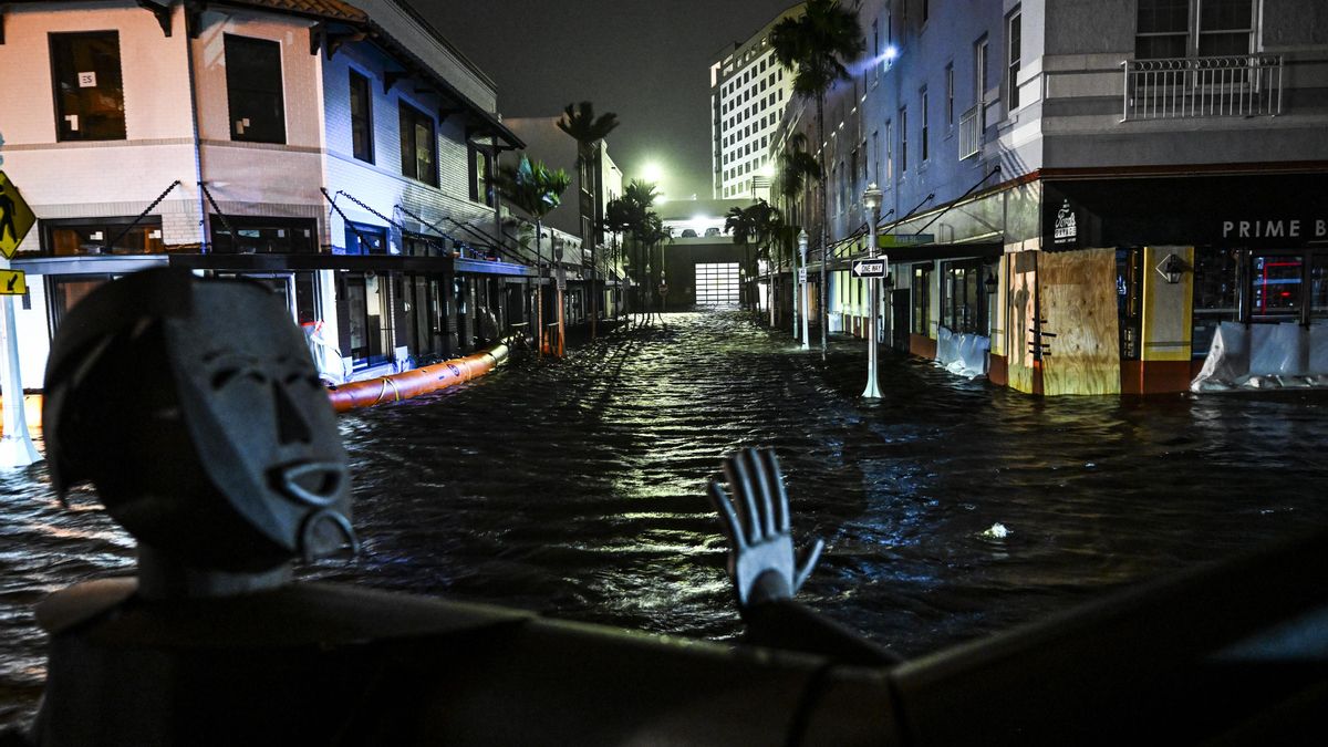 Las imágenes del huracán Milton tras tocar tierra en Florida