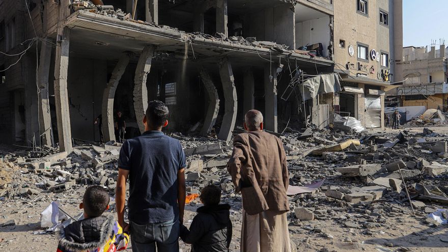 Al menos 9 muertos en ataque israelí a una casa en el norte de Gaza, con 50 desaparecidos