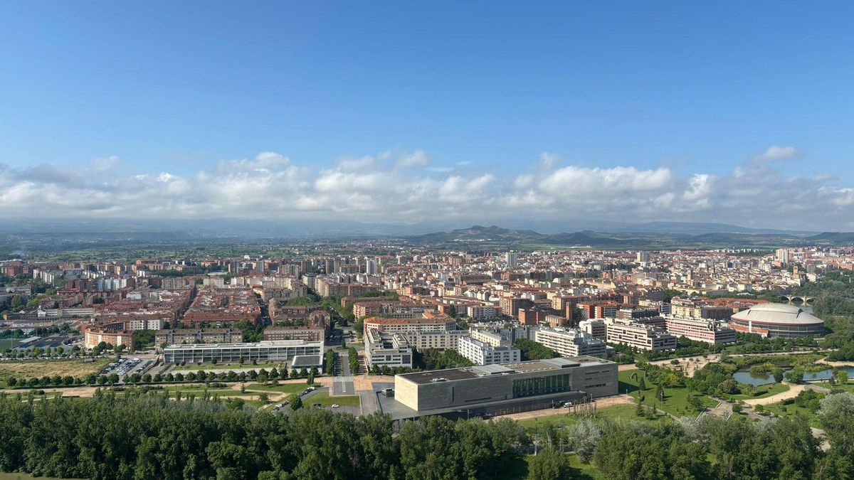 Panorámica de Logroño desde el monte Cantabria