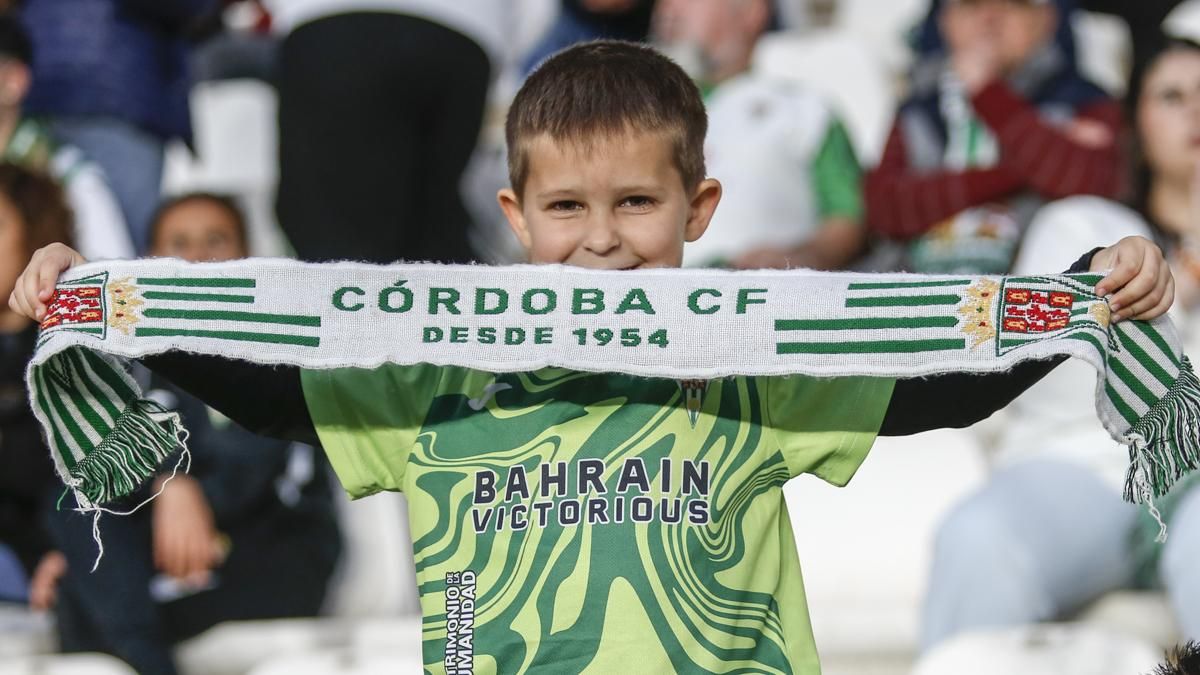 Grada Blanquiverde del Córdoba CF - Real Zaragoza
