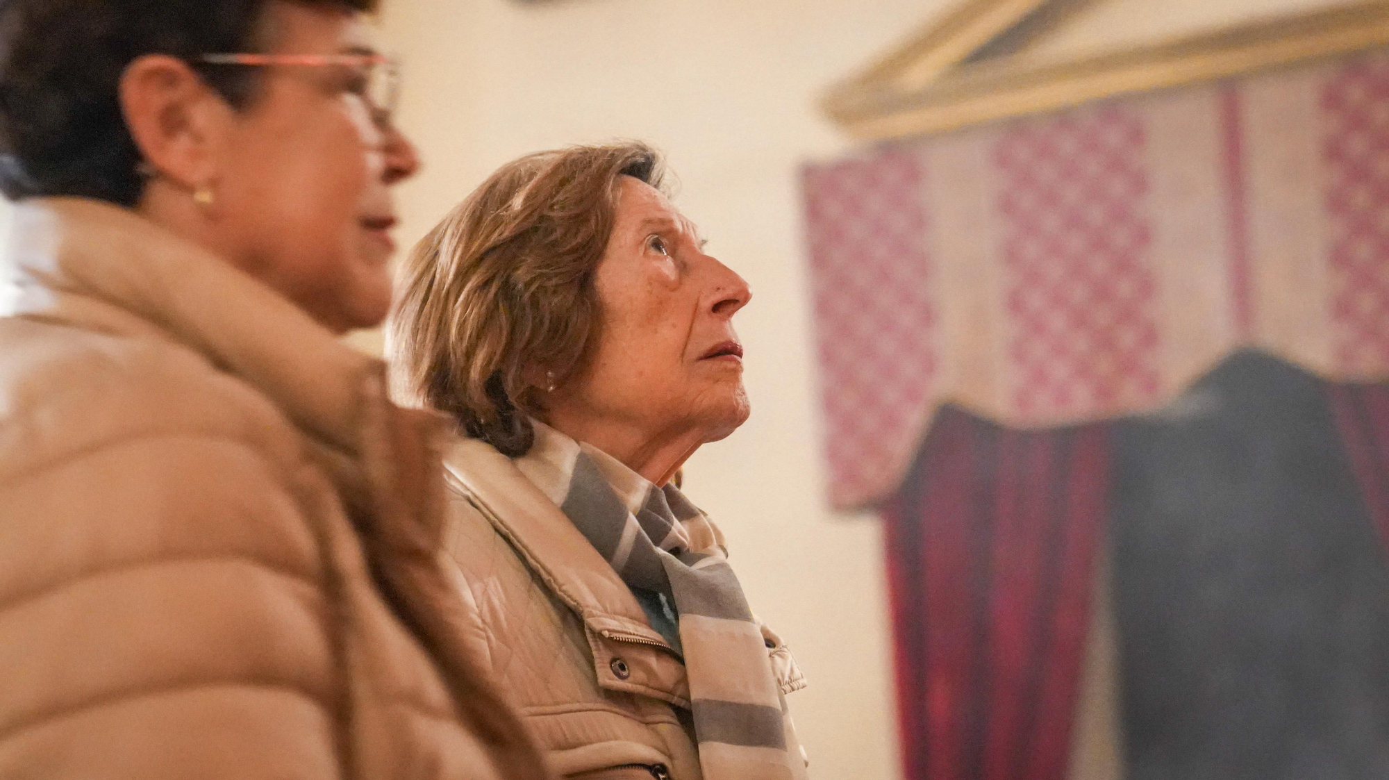 Los besapiés de Jesús Rescatado y del Cristo del Remedio de Ánimas, y el besamanos de Jesús, Divino Salvador, en su Prendimiento, en imágenes