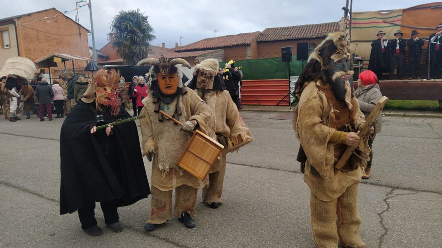 "Esperemos que lo que no consiguió Franco, no lo consiga la despoblación y el antruejo siga celebrándose"