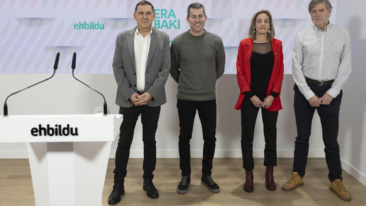 Otegi, Rodríguez y Zabaleta, en una imagen de archivo