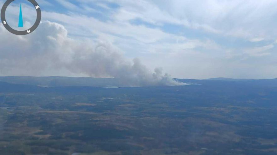 Incendio forestal en Peredilla (La Pola de Gordón). // JCyL