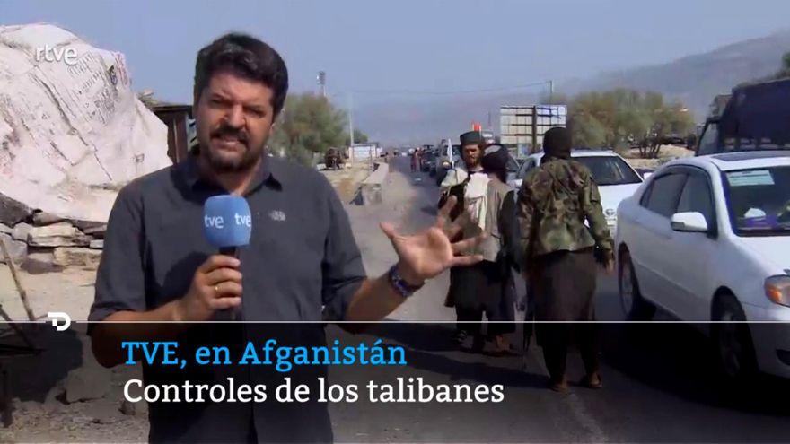 TVE ya informa desde Afganistán con su reportero Luis Pérez: "El viaje no está siendo fácil"